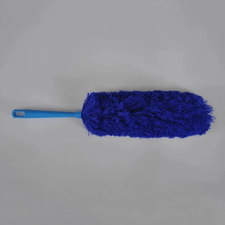 hand-cleaning-car-brush58166752024.webp